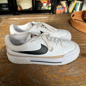 Nike Court Legacy Lift--White and Black Low-Top Platform Lift Sneakers